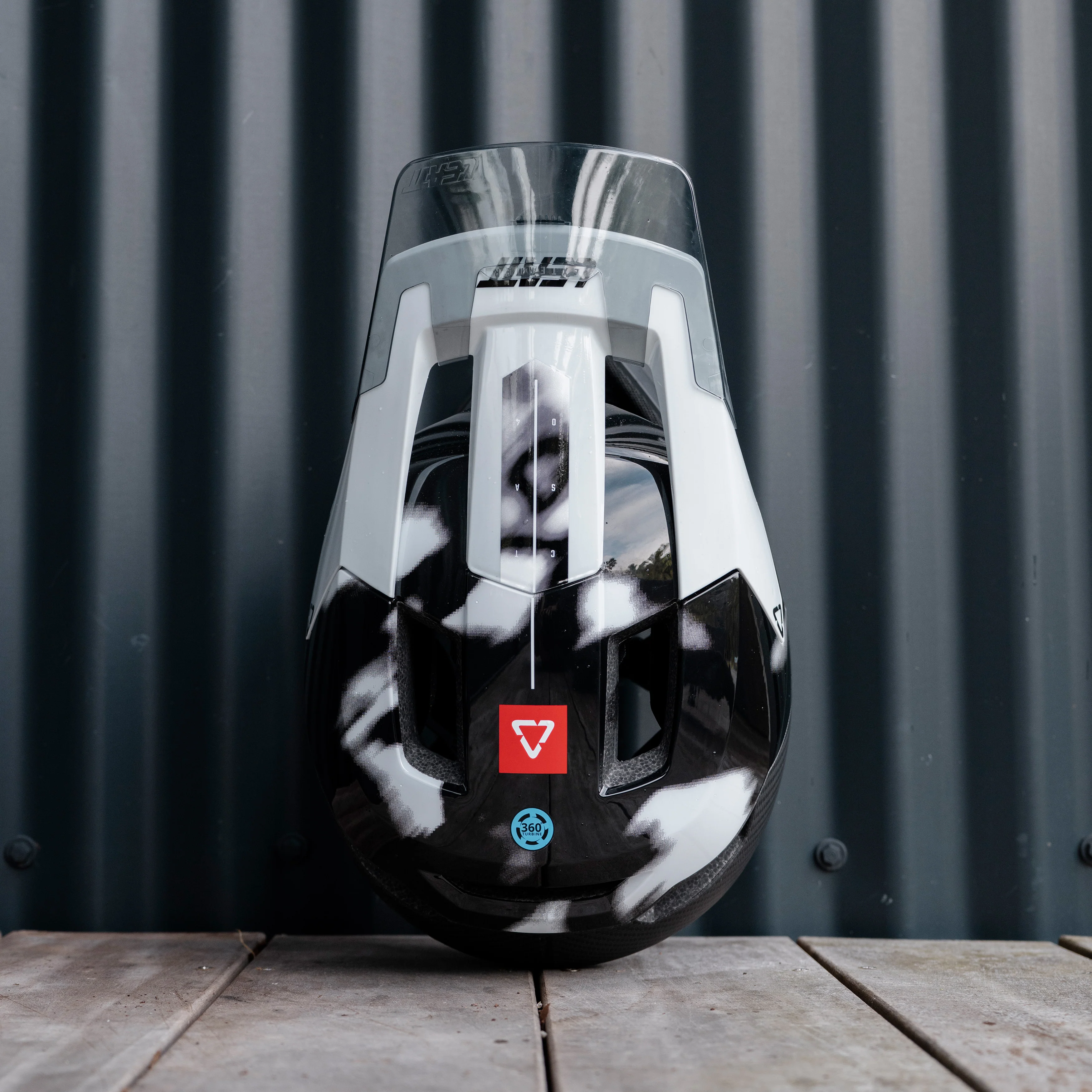 Helmet MTB Gravity 5.0 - Image 25